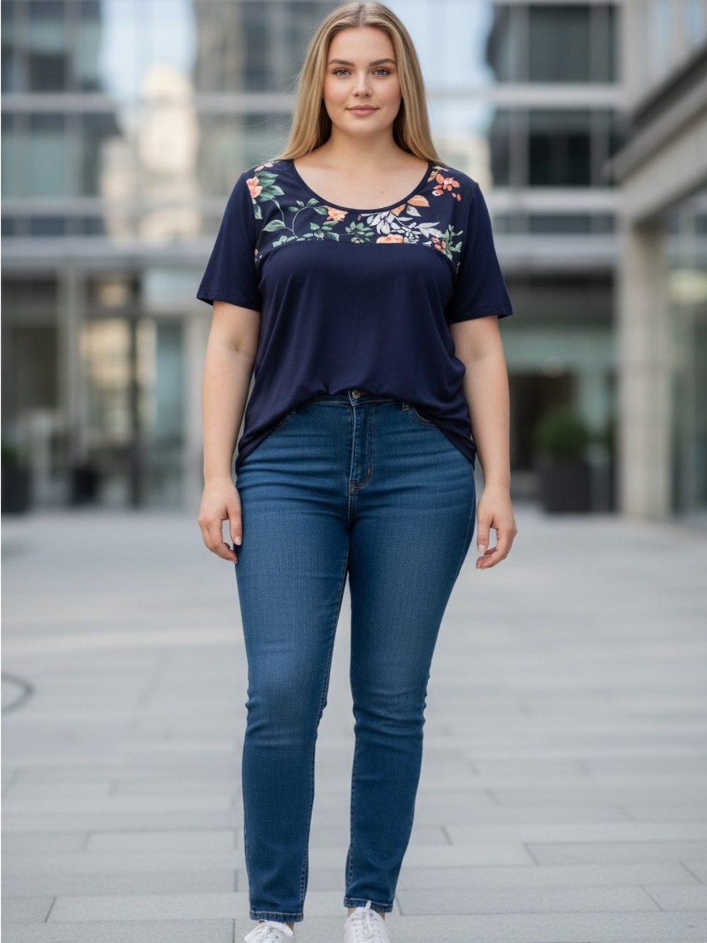 Betsy Boutique Floral Yoke Short Sleeve Women's Top - Navy-EUC